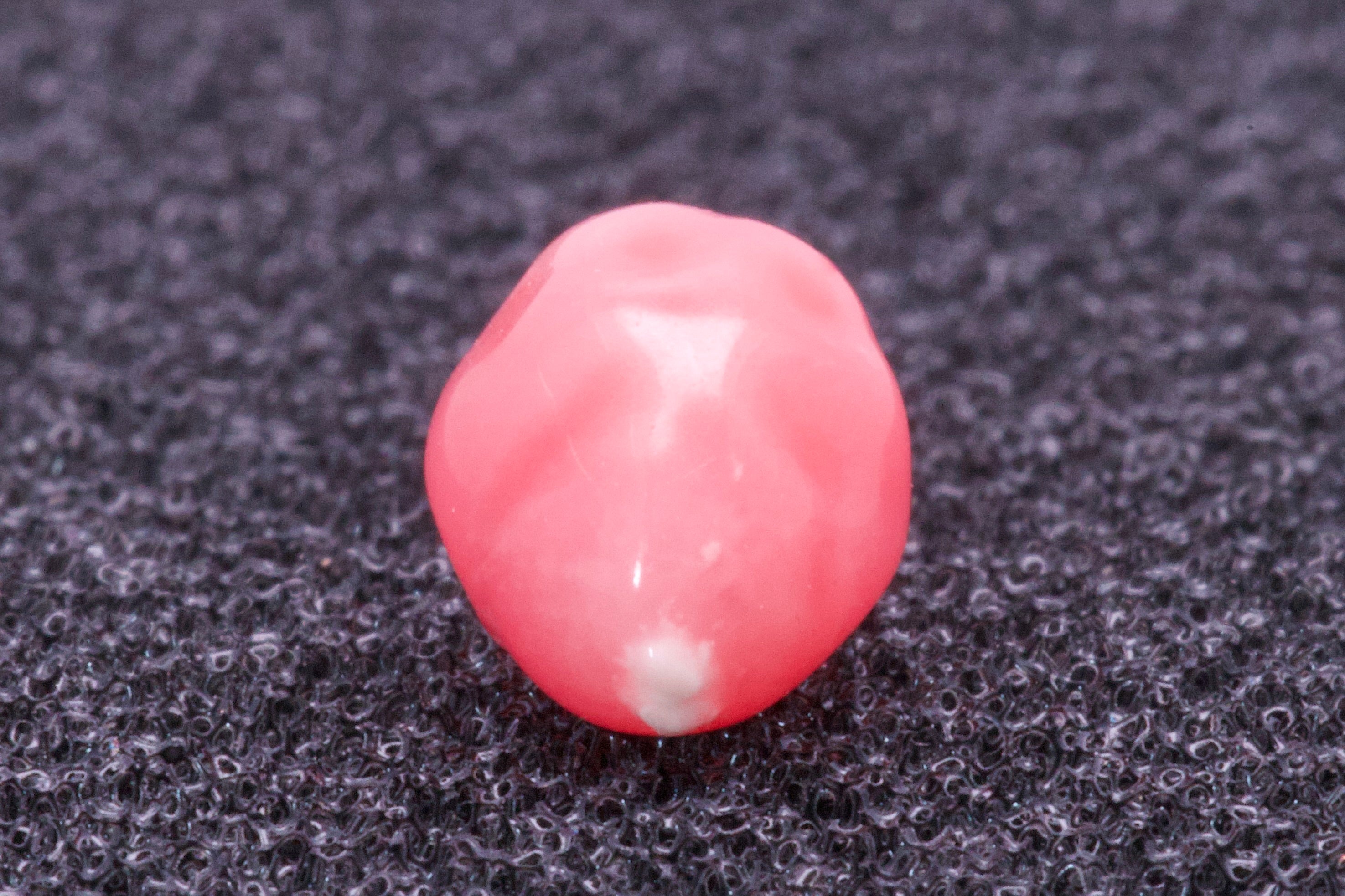 0.975ct Vivid-Pink Pearl