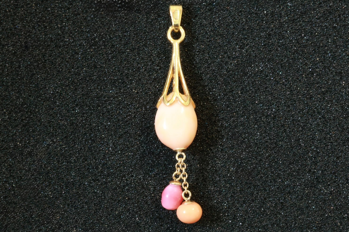 Gold Dangle Pendant