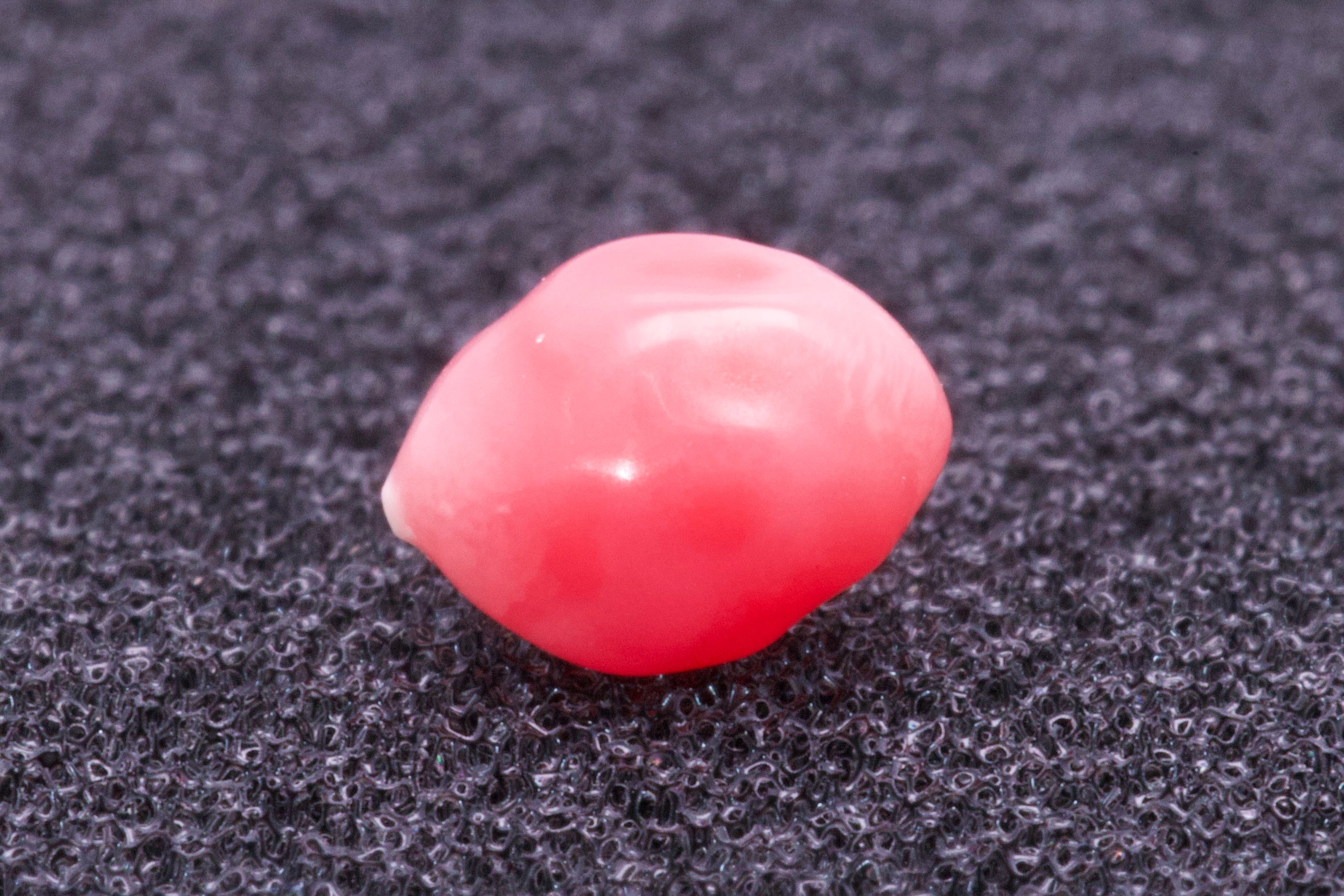0.975ct Vivid-Pink Pearl